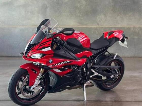 BMW S 1000 RR BMW S 1000 RR